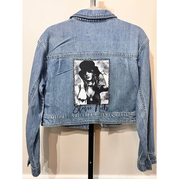 Universal Thread Co. Long Sleeve Zip Up Crop Denim Jean Jacket Blue Womens S NWT - Picture 4 of 8